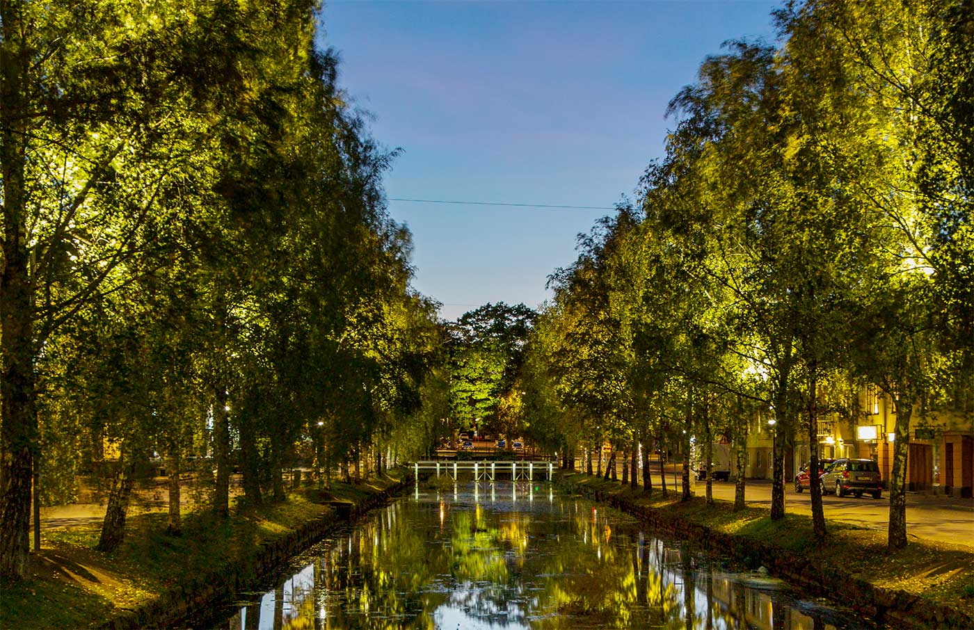 The river Lillå becomes the centre of the composition at Alingsås.