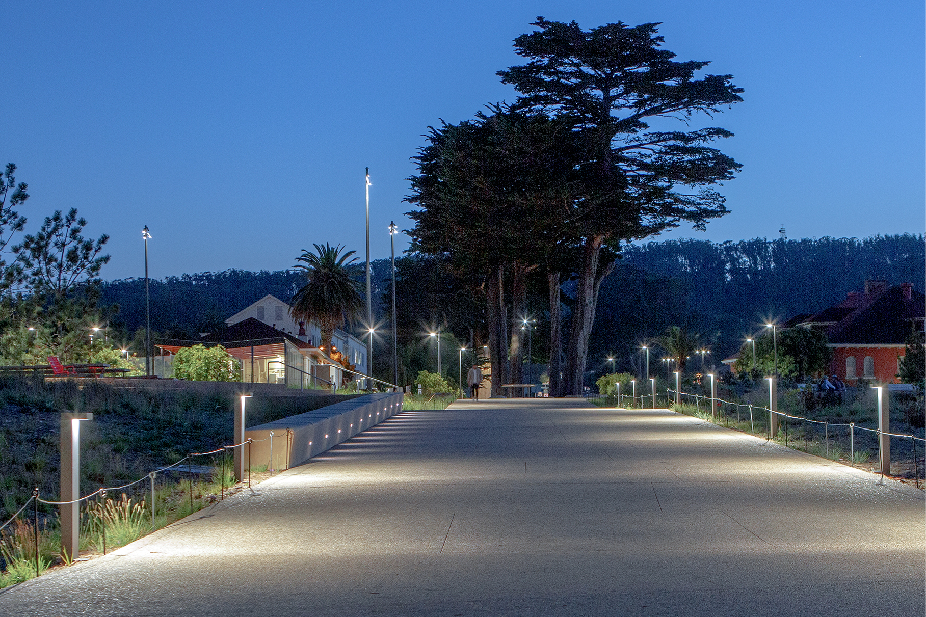 BEGA / HLB Lighting: Pj Presidio p 05